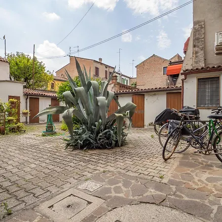 Loveflat - Scopri In Bicicletta *